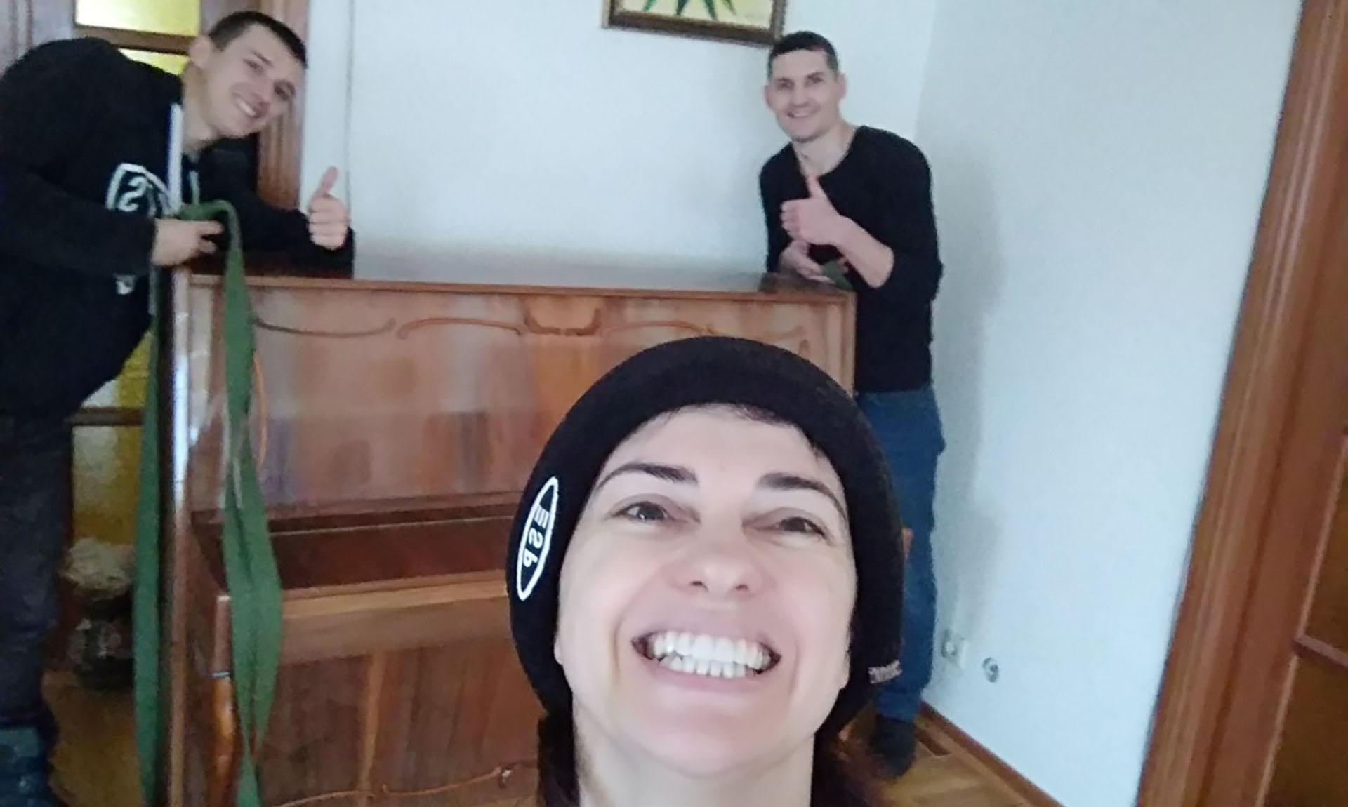 Перевезення піаніно від компанії Донесем